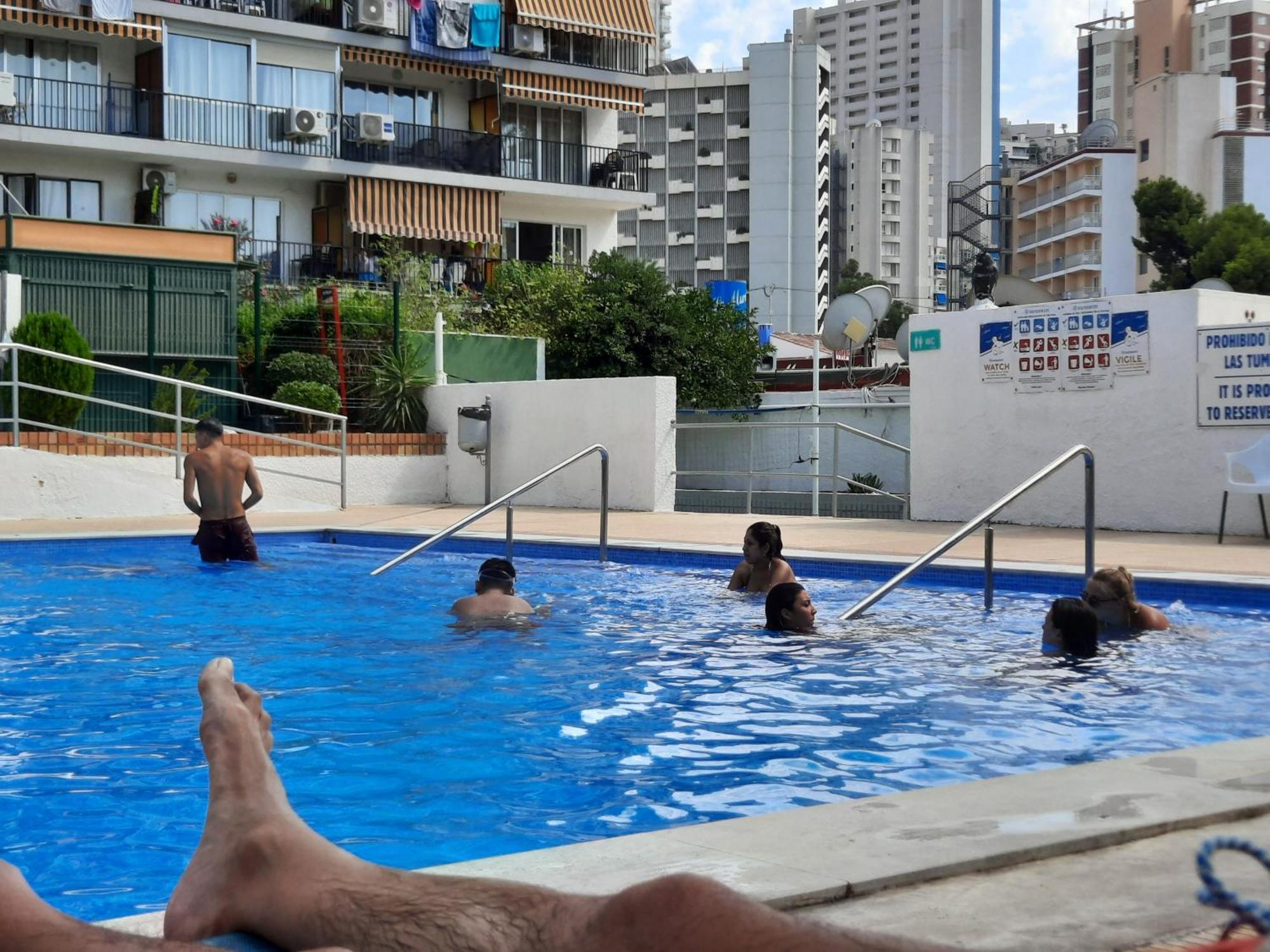 貝尼多姆Happy Loix Wifi Aa Garage Pool公寓 外观 照片